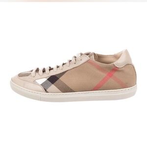 Burberry sneakers